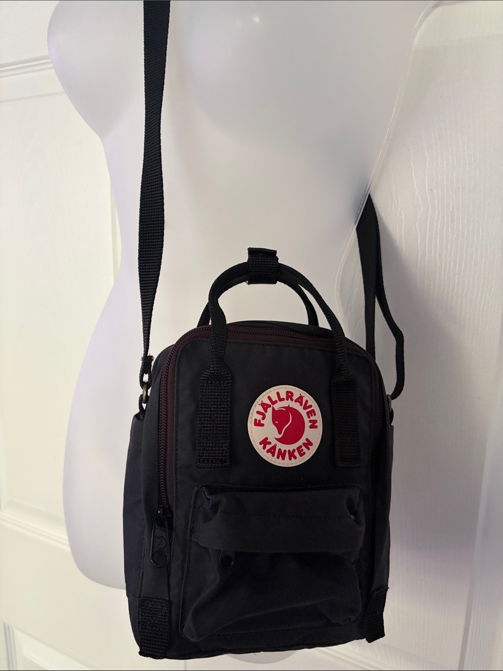 Fjallraven Bag Unisex Kanken Sling Bag Crossbody Black - Picture 9 of 15